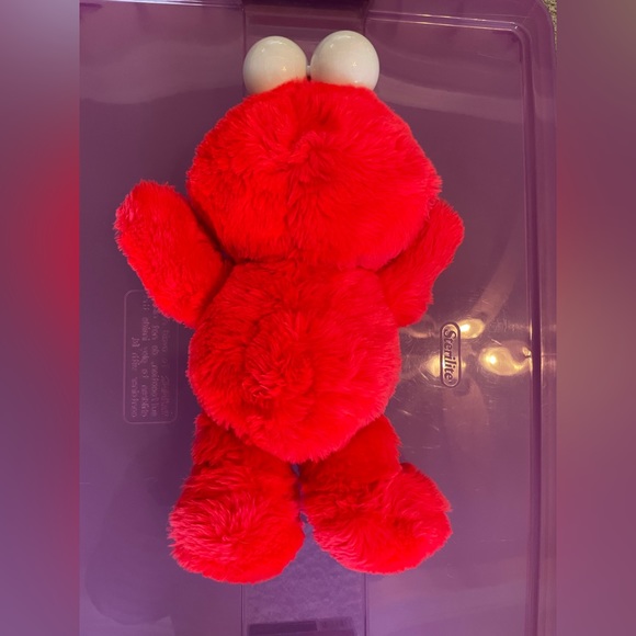 Elmo Plush - Picture 3 of 3